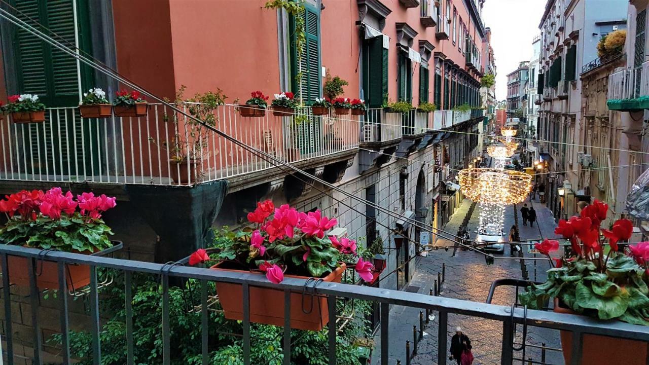 Il Salotto Di Nonna Cornelia 2 Hotel Napoli Eksteriør billede