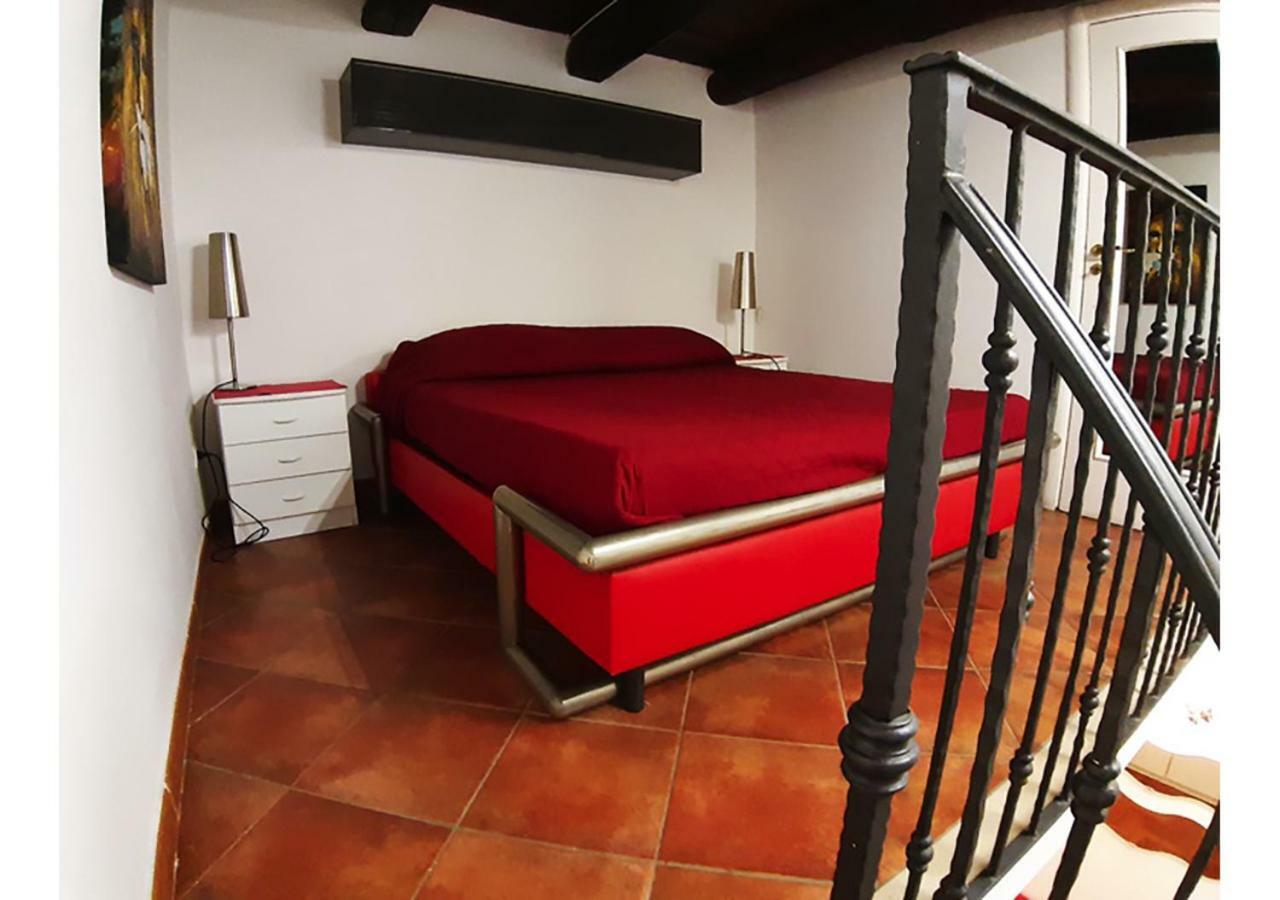 Il Salotto Di Nonna Cornelia 2 Hotel Napoli Eksteriør billede