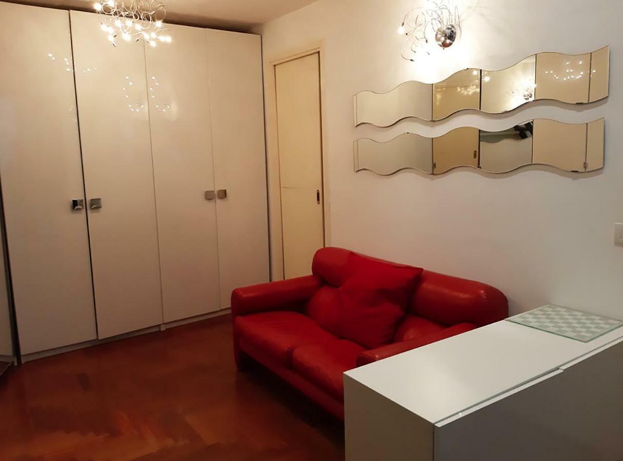Il Salotto Di Nonna Cornelia 2 Hotel Napoli Eksteriør billede